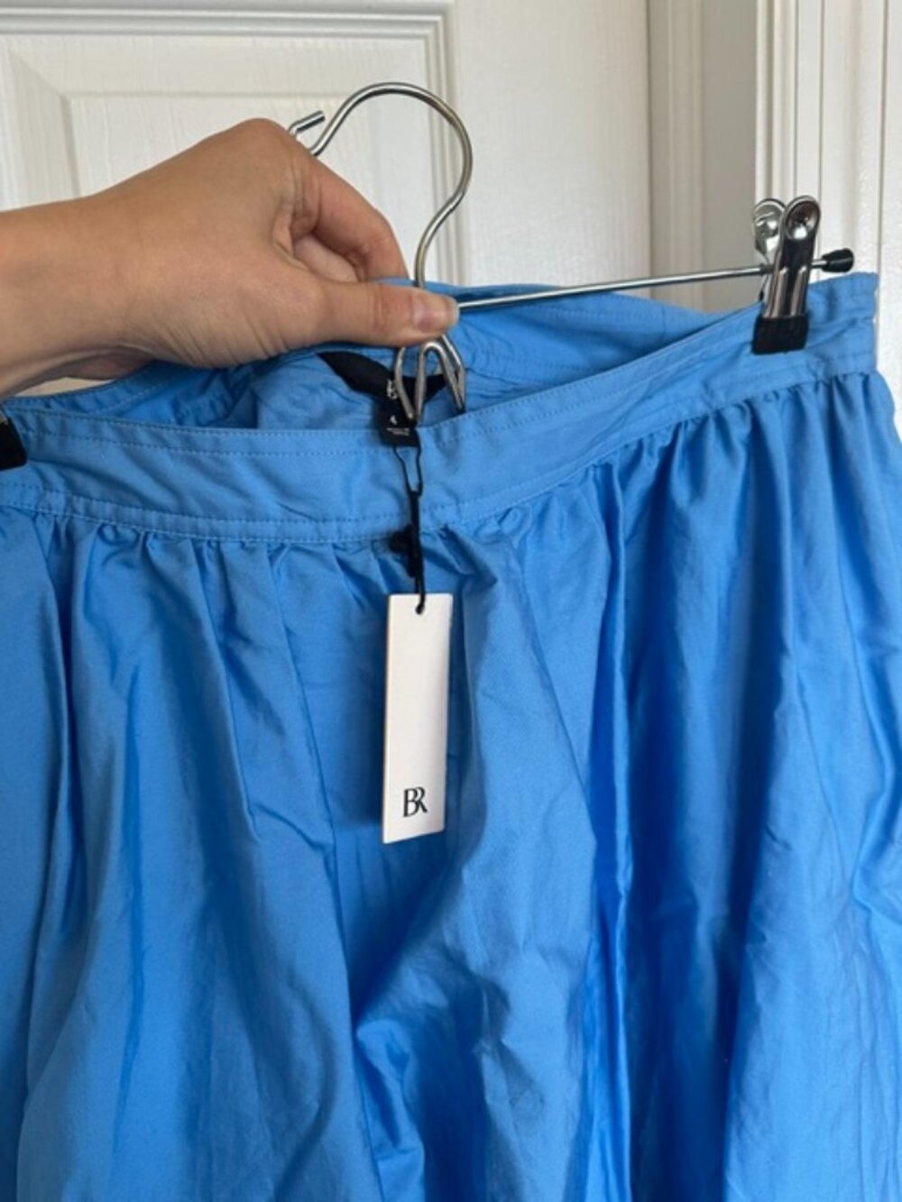 Banana Republic Ariella poplin skirt in blue (size 4, NWT) - Picture 3 of 3